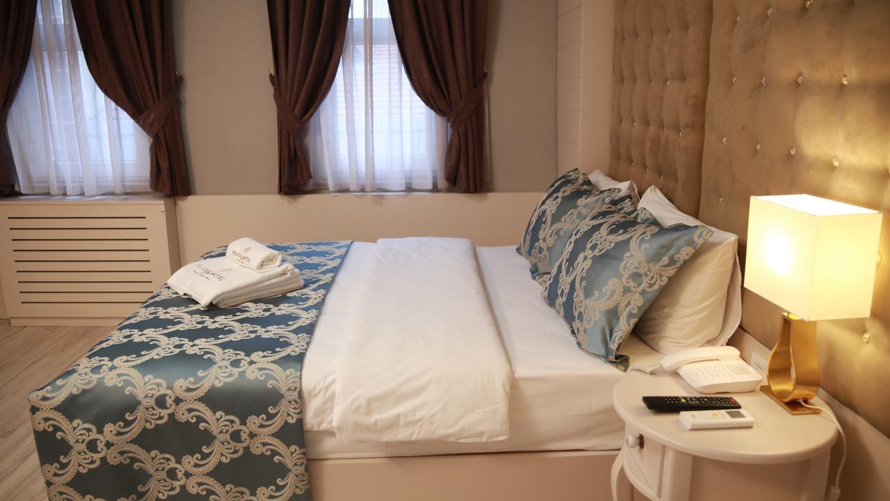 Pelican House Hotel Istanbul Bagian luar foto