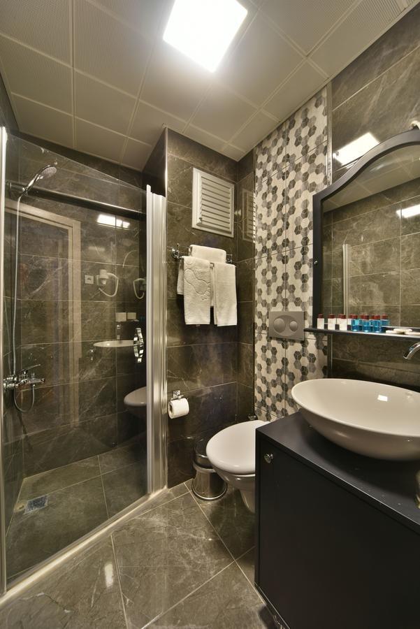 Pelican House Hotel Istanbul Bagian luar foto