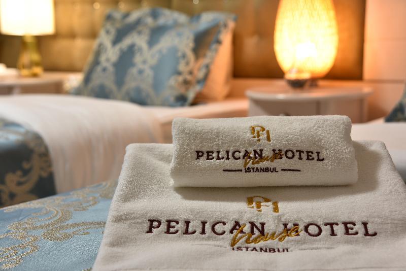 Pelican House Hotel Istanbul Bagian luar foto